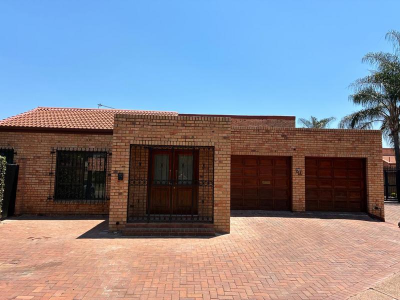 To Let 3 Bedroom Property for Rent in Waterkloof A H Gauteng