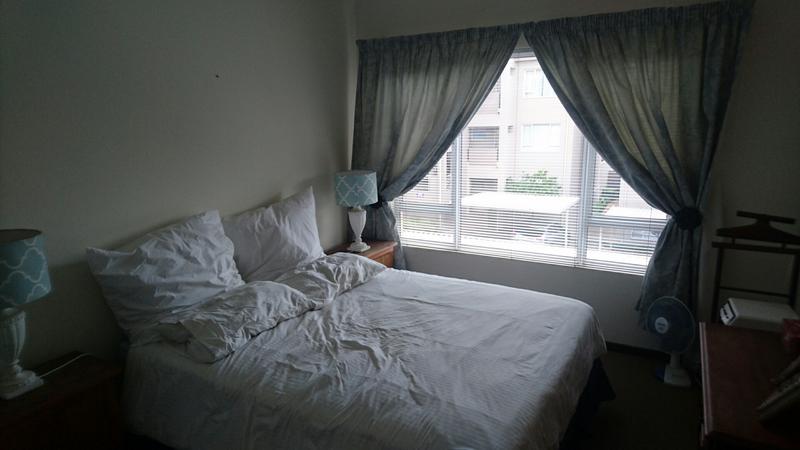 1 Bedroom Property for Sale in Bryanston Gauteng