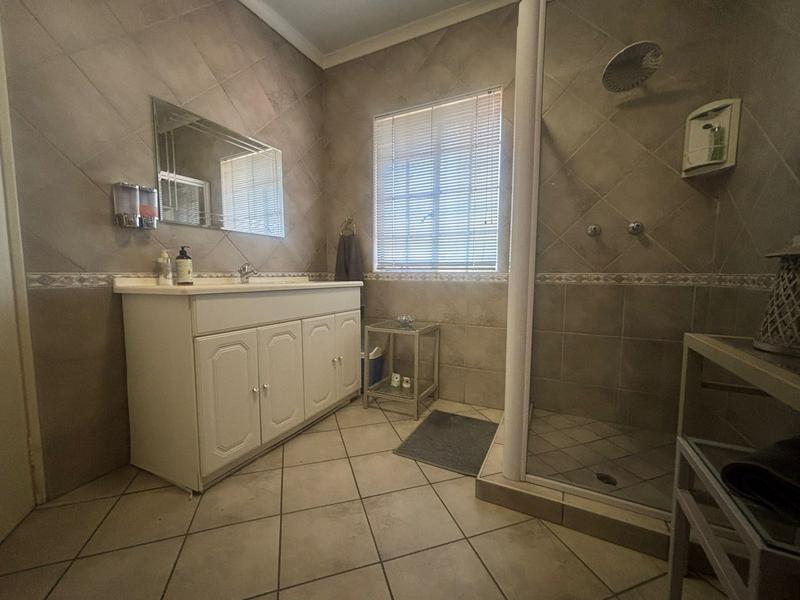 3 Bedroom Property for Sale in Florida Glen Gauteng