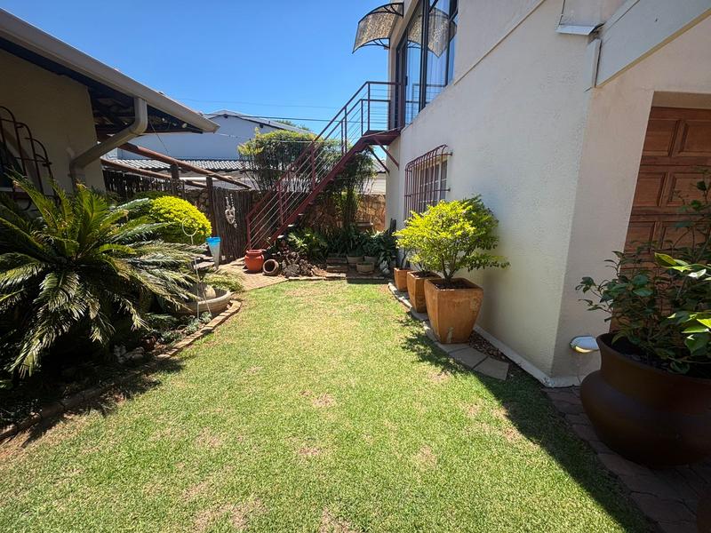 3 Bedroom Property for Sale in Florida Glen Gauteng