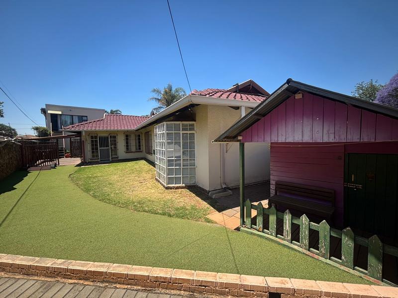 3 Bedroom Property for Sale in Florida Glen Gauteng