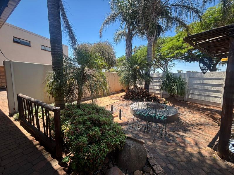 3 Bedroom Property for Sale in Florida Glen Gauteng