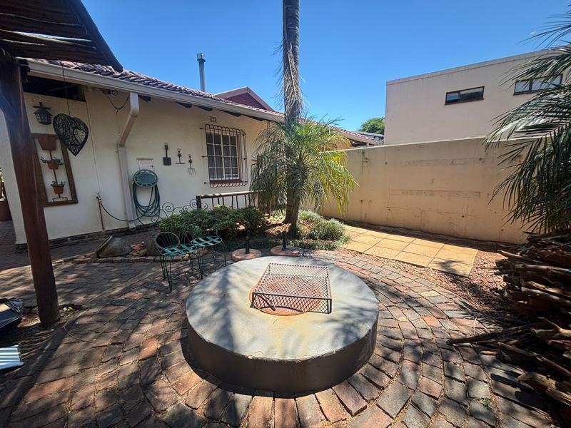 3 Bedroom Property for Sale in Florida Glen Gauteng