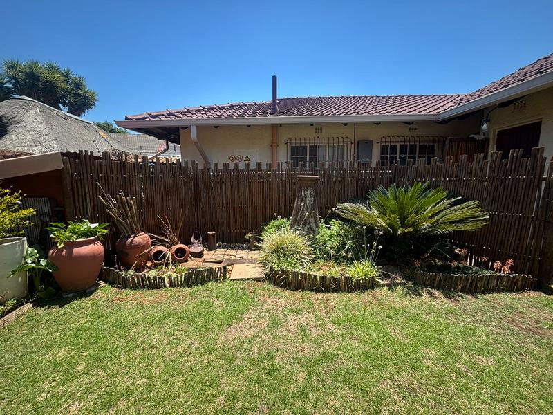 3 Bedroom Property for Sale in Florida Glen Gauteng