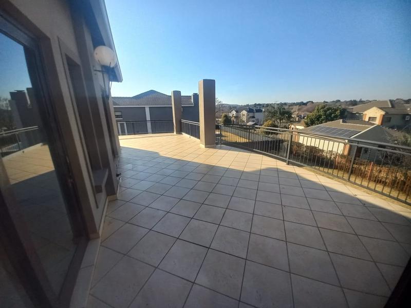 To Let 4 Bedroom Property for Rent in Raslouw Gauteng