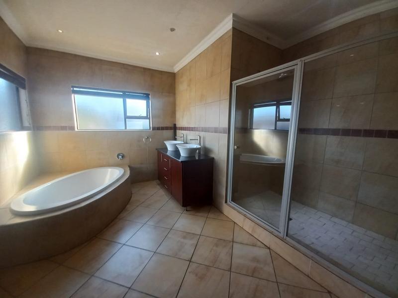 To Let 4 Bedroom Property for Rent in Raslouw Gauteng