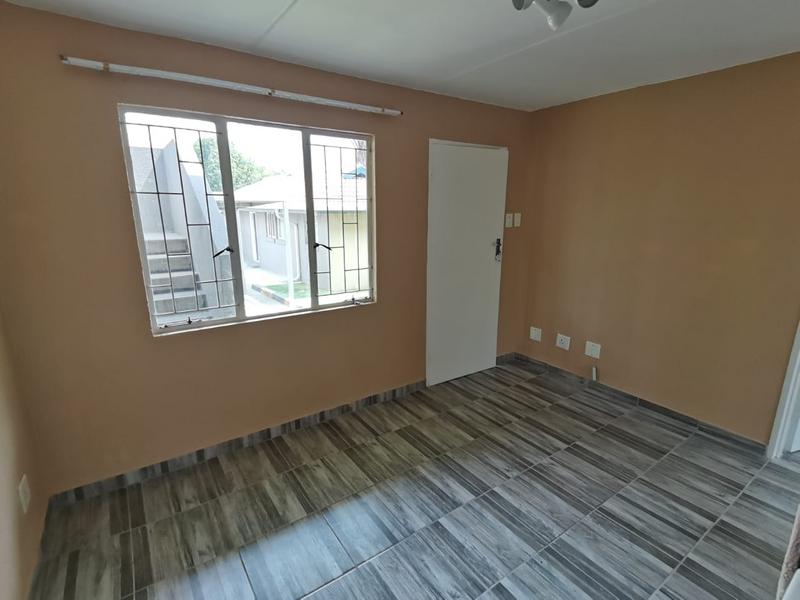 To Let 1 Bedroom Property for Rent in Eden Glen Gauteng