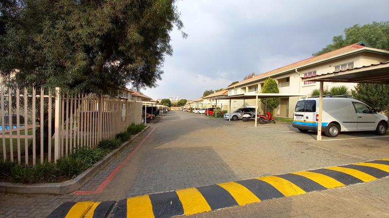 To Let 1 Bedroom Property for Rent in Eden Glen Gauteng