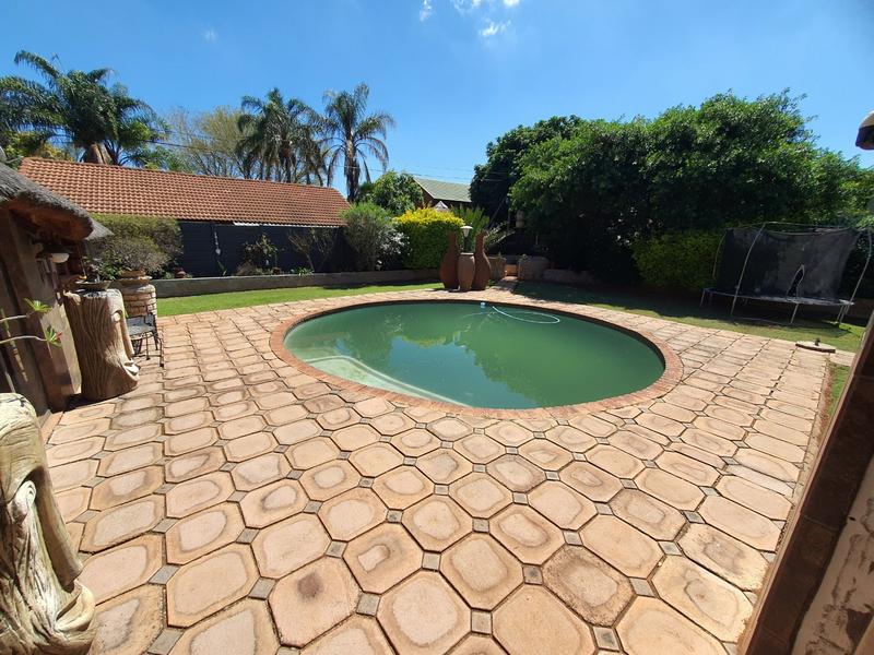 4 Bedroom Property for Sale in Doornpoort Gauteng