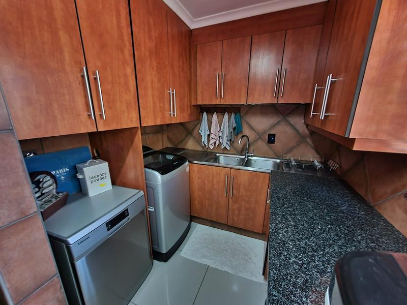 4 Bedroom Property for Sale in Doornpoort Gauteng
