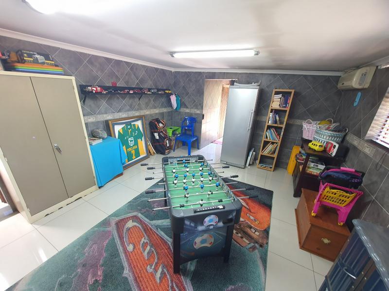 4 Bedroom Property for Sale in Doornpoort Gauteng