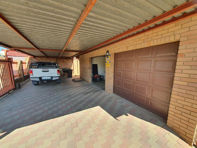3 Bedroom Property for Sale in Montana Park Gauteng