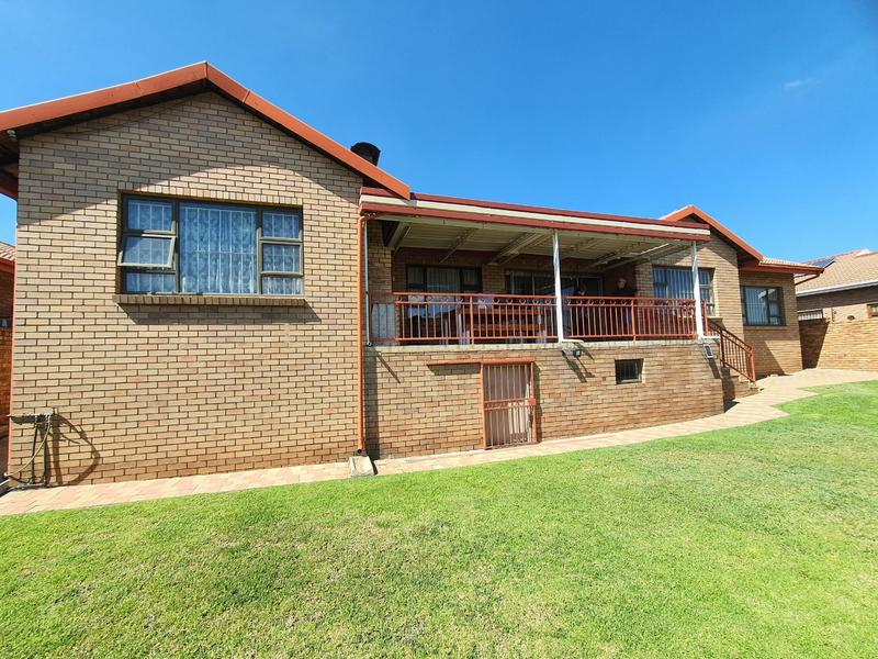 3 Bedroom Property for Sale in Montana Park Gauteng