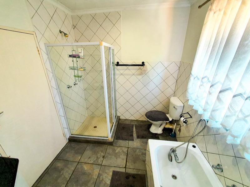 5 Bedroom Property for Sale in Montana Tuine Gauteng