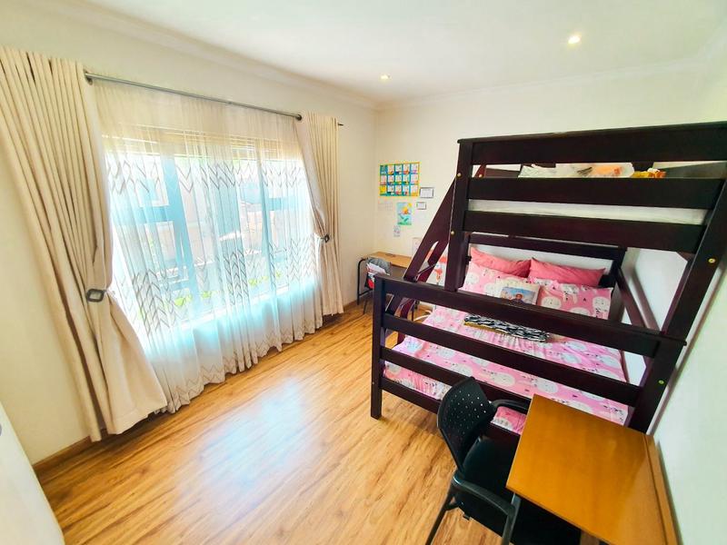 5 Bedroom Property for Sale in Montana Tuine Gauteng