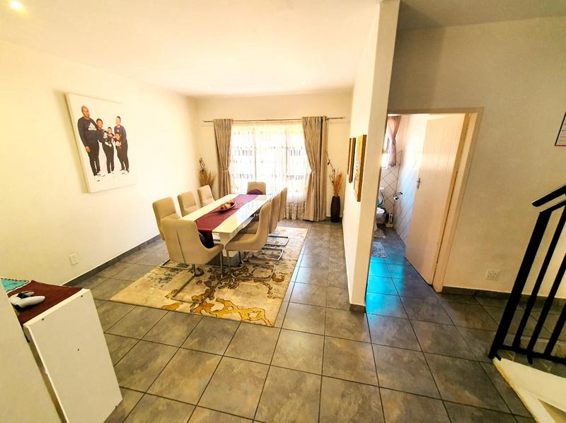 5 Bedroom Property for Sale in Montana Tuine Gauteng