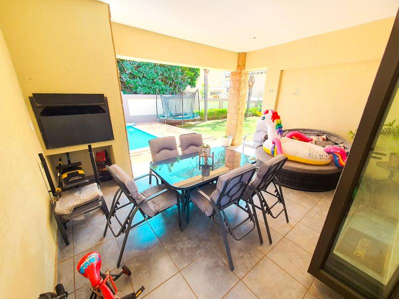 5 Bedroom Property for Sale in Montana Tuine Gauteng