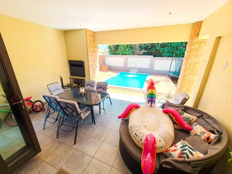 5 Bedroom Property for Sale in Montana Tuine Gauteng