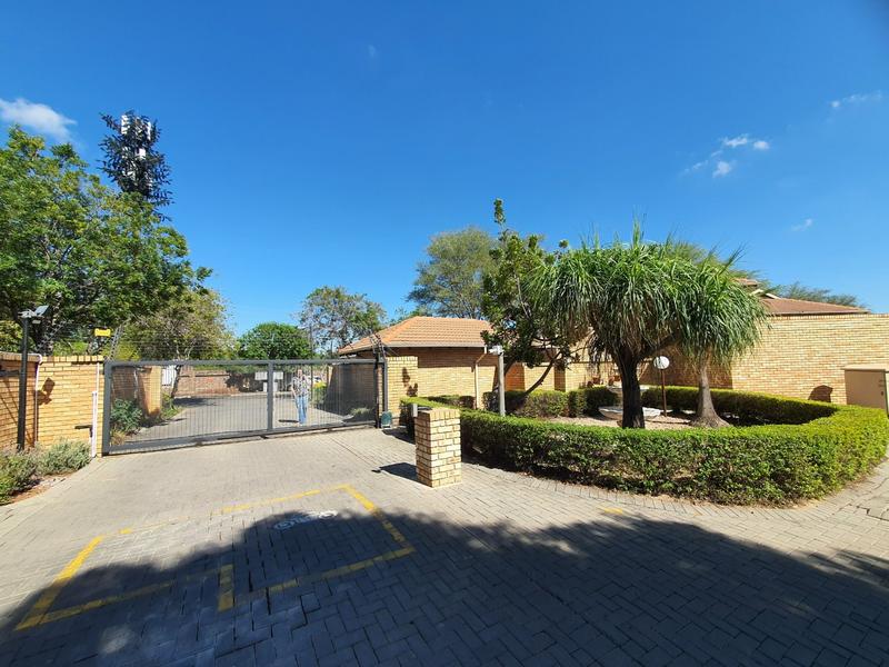 3 Bedroom Property for Sale in Sinoville Gauteng