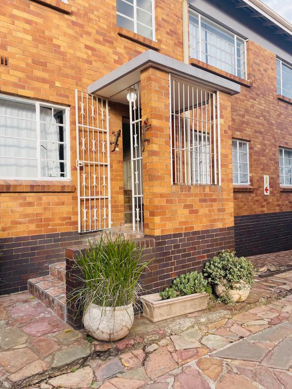 To Let 2 Bedroom Property for Rent in Primrose Hill Gauteng