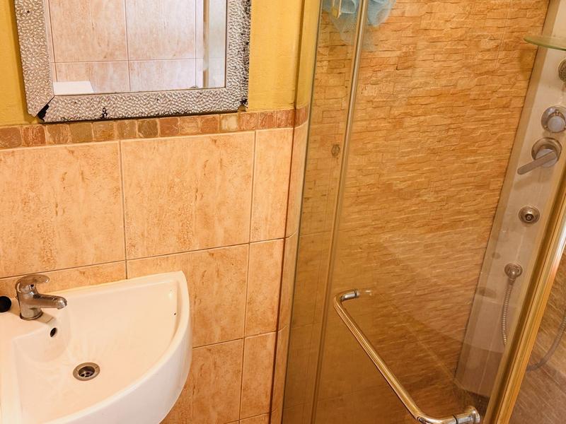 To Let 2 Bedroom Property for Rent in Primrose Hill Gauteng