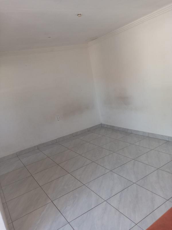 To Let 1 Bedroom Property for Rent in Kensington Gauteng
