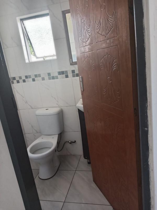 To Let 1 Bedroom Property for Rent in Kensington Gauteng