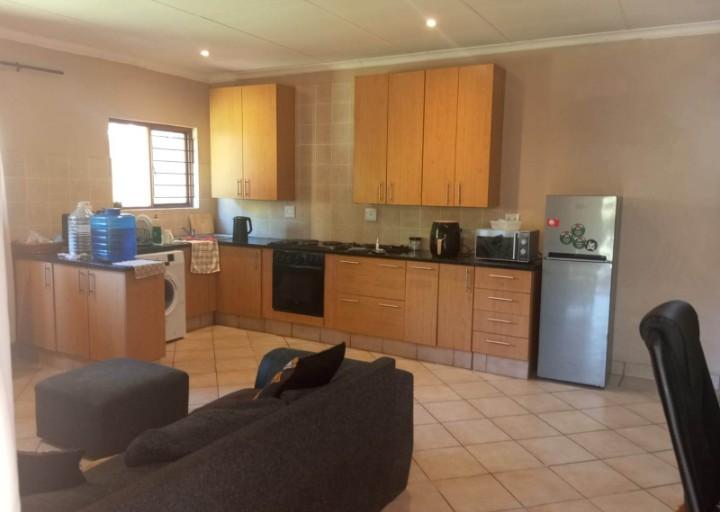 To Let 1 Bedroom Property for Rent in Northcliff Gauteng