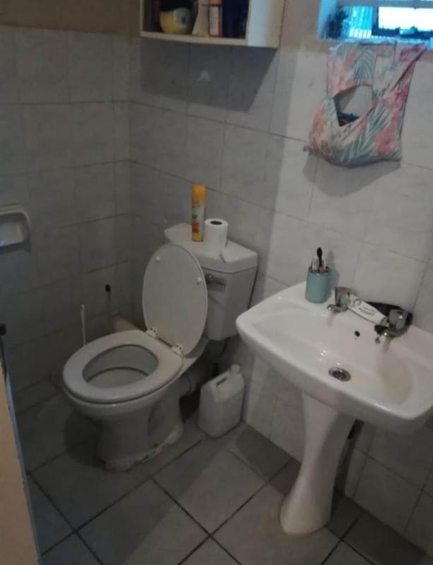 To Let 1 Bedroom Property for Rent in Sharonlea Gauteng