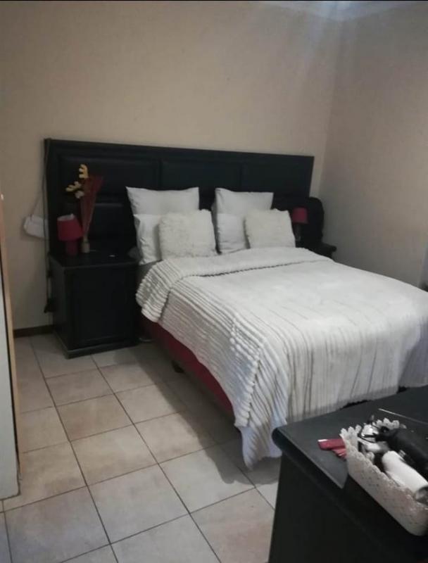 To Let 1 Bedroom Property for Rent in Sharonlea Gauteng