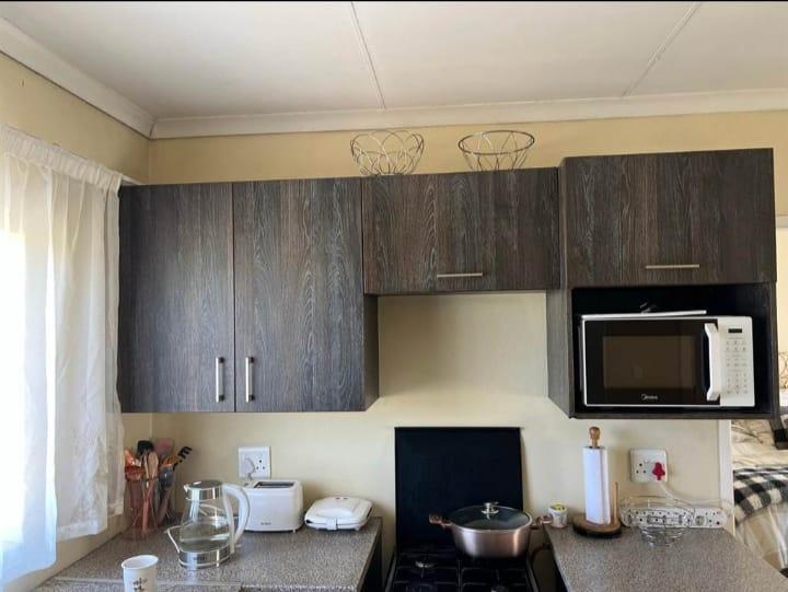 To Let 2 Bedroom Property for Rent in Roodepoort Gauteng