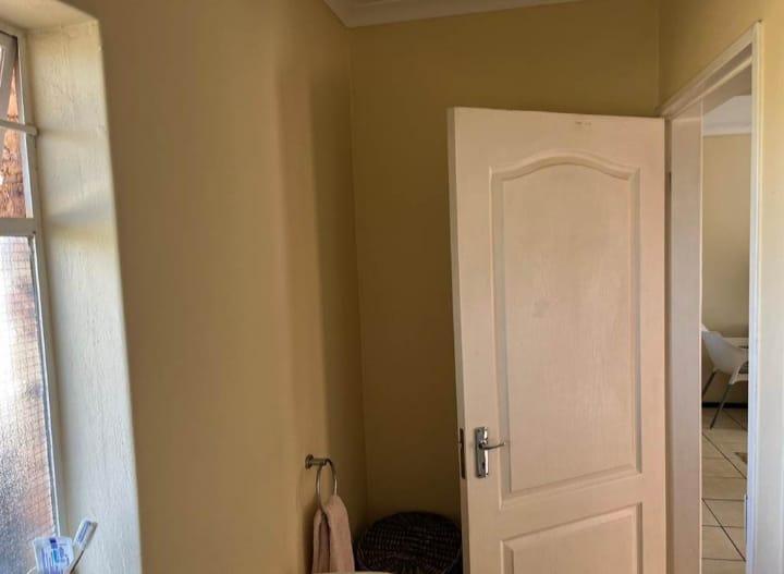 To Let 2 Bedroom Property for Rent in Roodepoort Gauteng