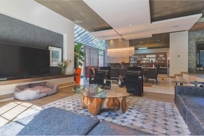 To Let 4 Bedroom Property for Rent in Bryanston Gauteng