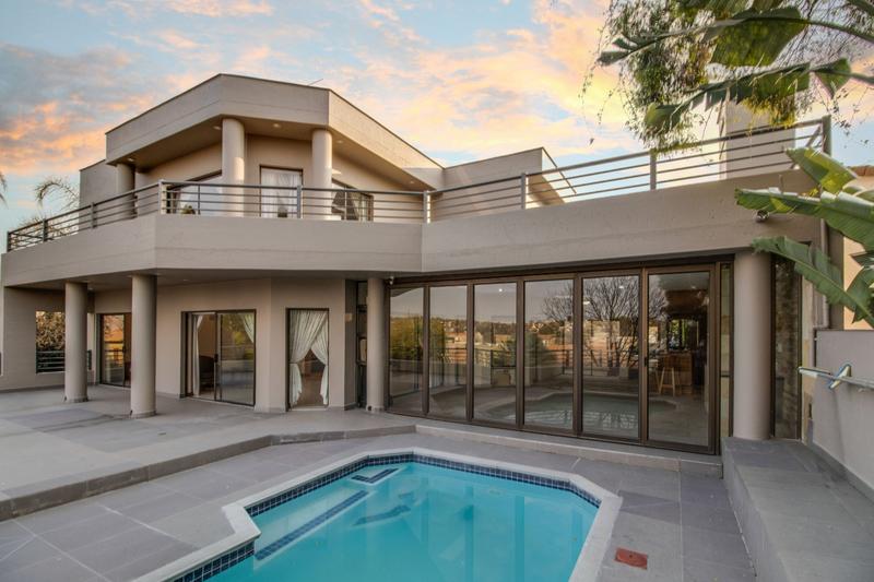 4 Bedroom Property for Sale in Dainfern Golf Estate Gauteng