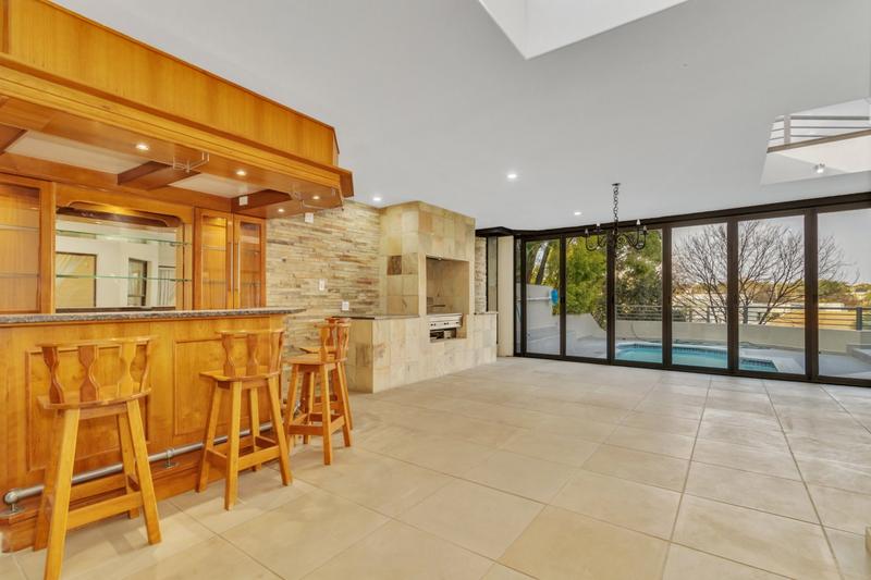 4 Bedroom Property for Sale in Dainfern Golf Estate Gauteng