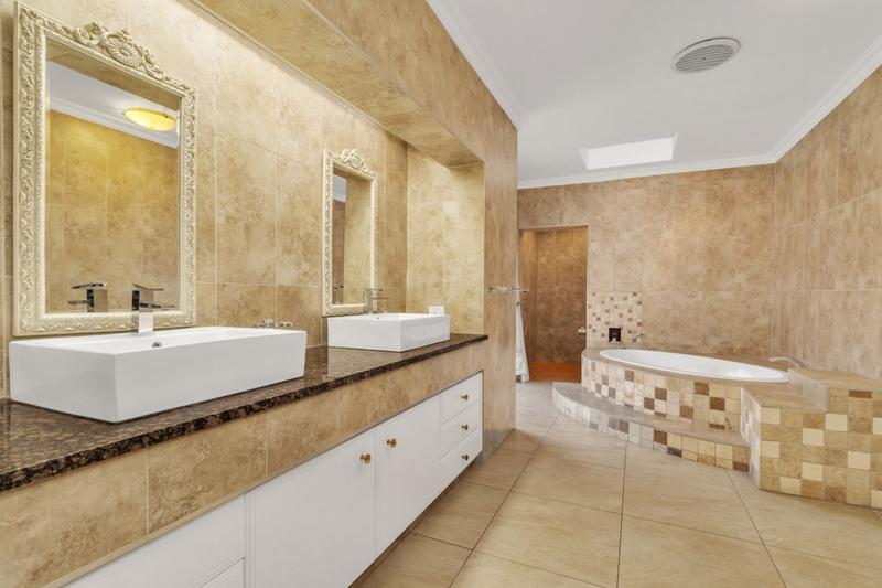 4 Bedroom Property for Sale in Dainfern Golf Estate Gauteng