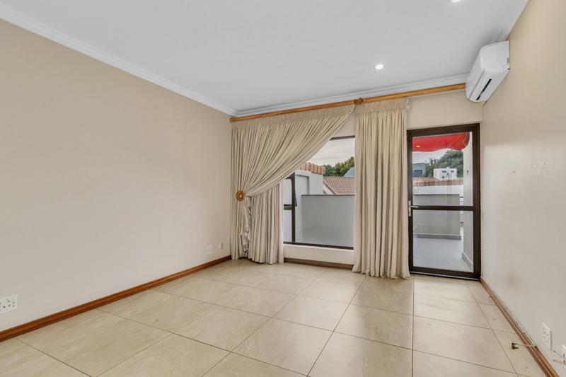 4 Bedroom Property for Sale in Dainfern Golf Estate Gauteng