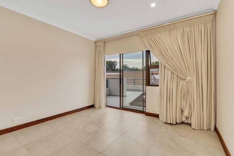 4 Bedroom Property for Sale in Dainfern Golf Estate Gauteng