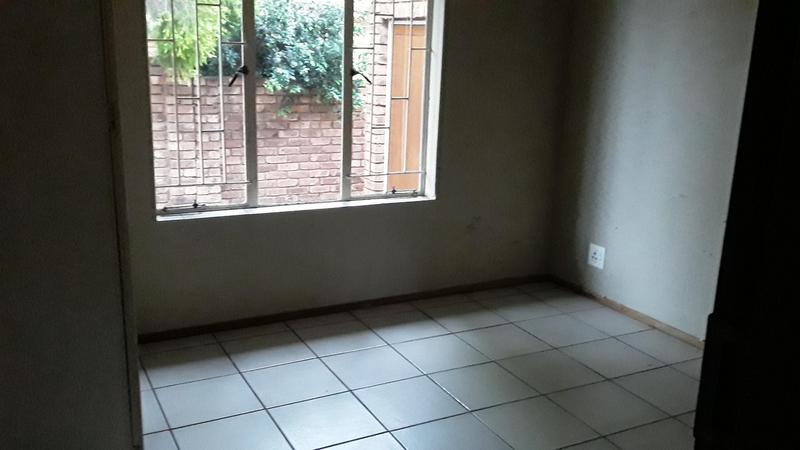 2 Bedroom Property for Sale in Amberfield Glen Gauteng