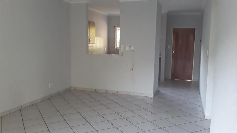 2 Bedroom Property for Sale in Amberfield Glen Gauteng