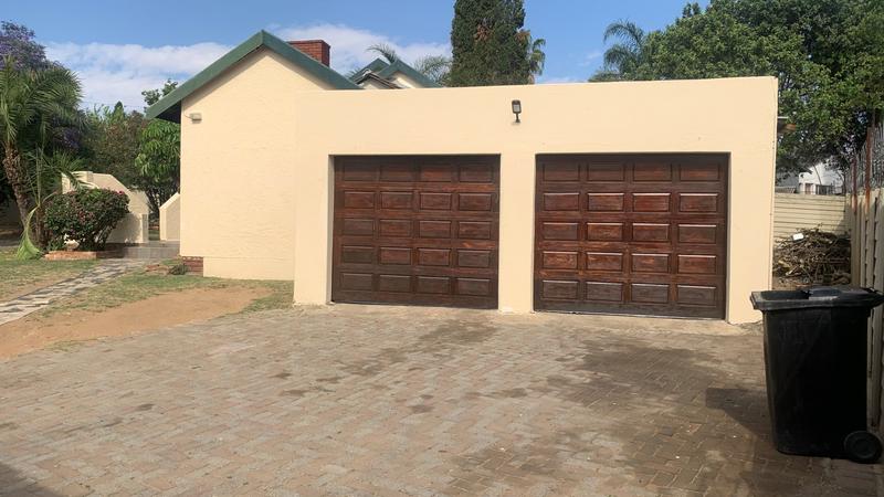 To Let 4 Bedroom Property for Rent in Birch Acres Gauteng