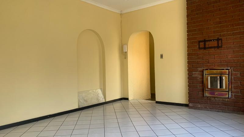 To Let 4 Bedroom Property for Rent in Birch Acres Gauteng