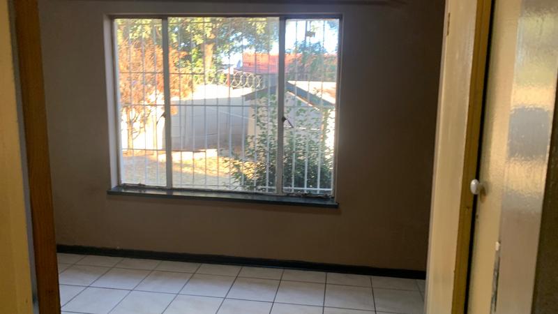 To Let 4 Bedroom Property for Rent in Birch Acres Gauteng