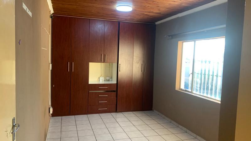 To Let 4 Bedroom Property for Rent in Birch Acres Gauteng