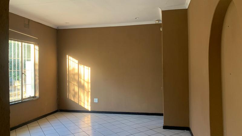 To Let 4 Bedroom Property for Rent in Birch Acres Gauteng
