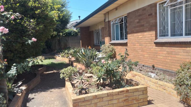 4 Bedroom Property for Sale in Homelake Gauteng