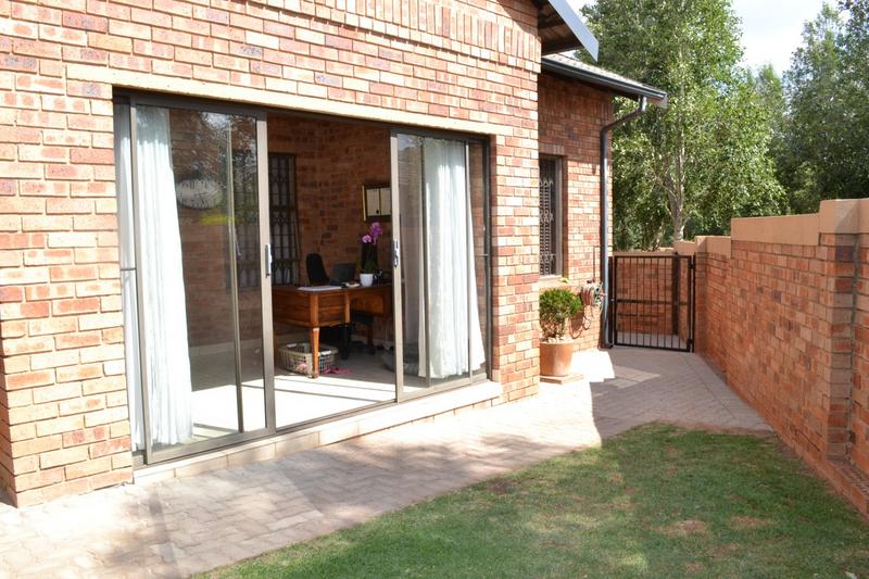 2 Bedroom Property for Sale in Sugar Bush Estate Gauteng
