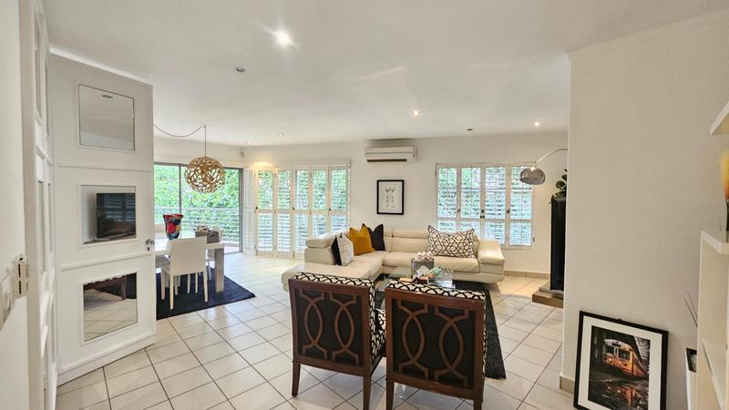 To Let 2 Bedroom Property for Rent in Sandhurst Gauteng