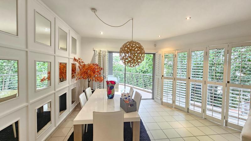 To Let 2 Bedroom Property for Rent in Sandhurst Gauteng