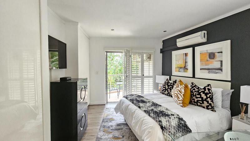 To Let 2 Bedroom Property for Rent in Sandhurst Gauteng